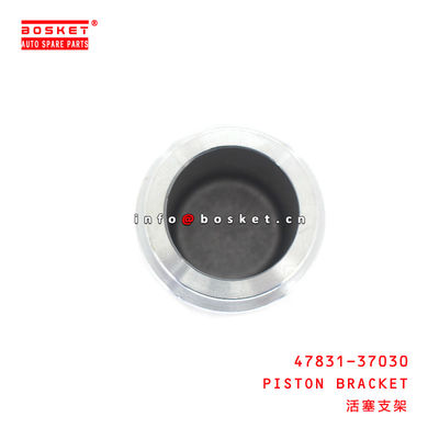 47831-37030 PISTON Bracket suitable for ISUZU HINO300 N04C